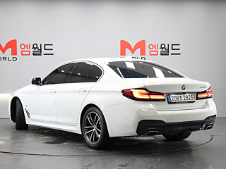 BMW 5-SERIES G30 2022