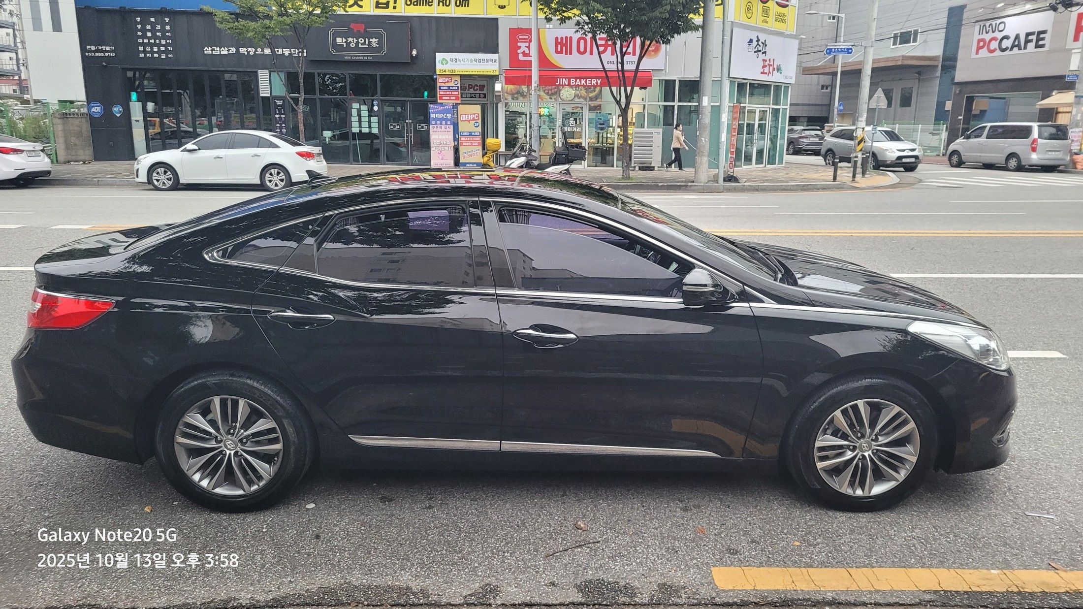 HYUNDAI GRANDEUR HG 2014