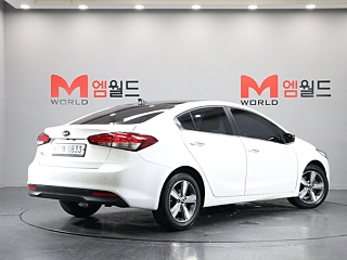 KIA K3 2016