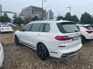 BMW X7 G07 2021