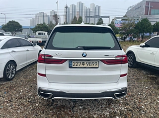 BMW X7 G07 2021