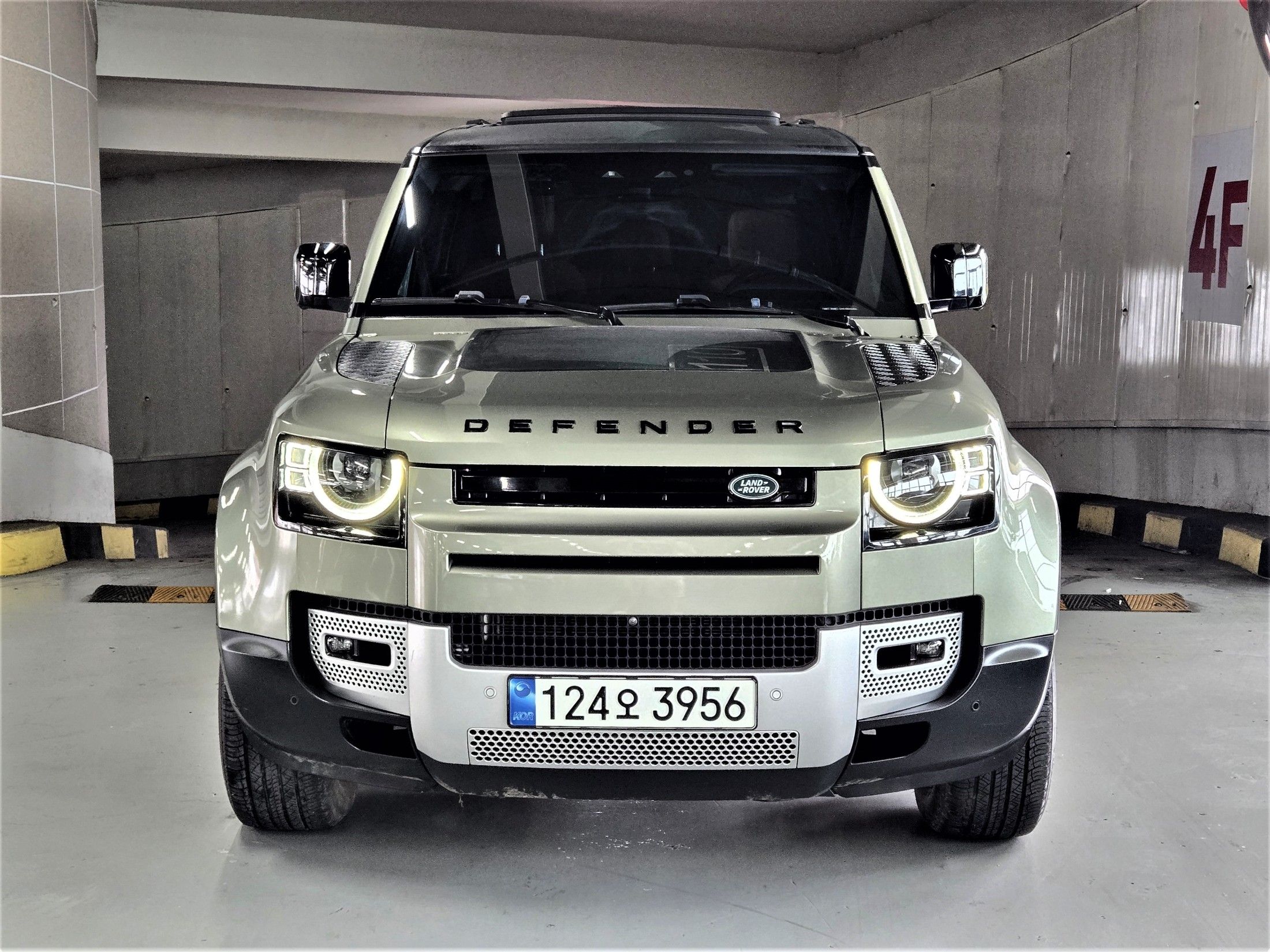 LAND ROVER DEFENDER L663 2022