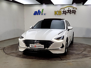 HYUNDAI SONATA DN8 2019