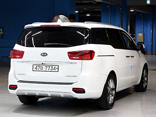 KIA CARNIVAL 2018