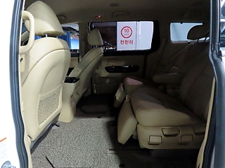 KIA CARNIVAL 2018