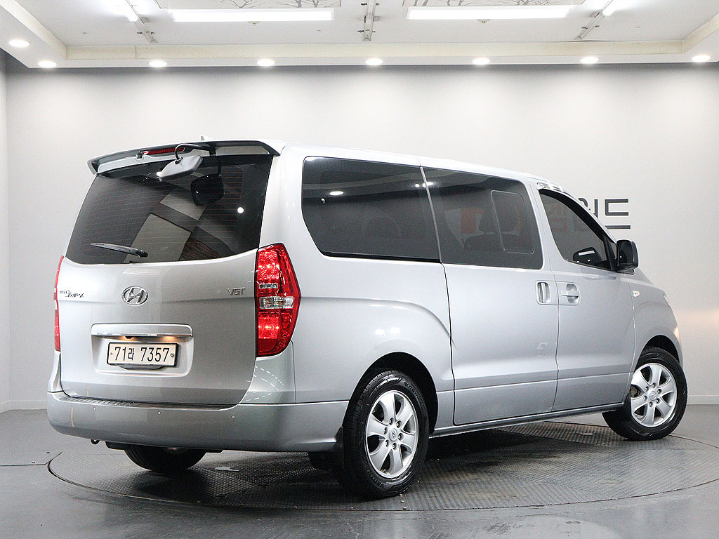 HYUNDAI STAREX GRAND 2020