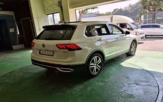 VOLKSWAGEN TIGUAN 2021