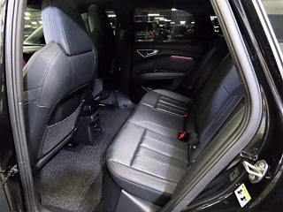 AUDI Q4 E-TRON F4 2023
