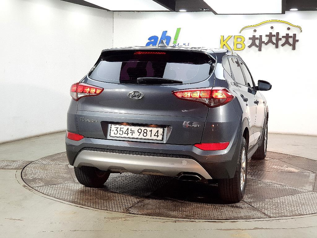 HYUNDAI TUCSON 2016