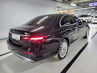 MERCEDES BENZ E-CLASS W213 2021