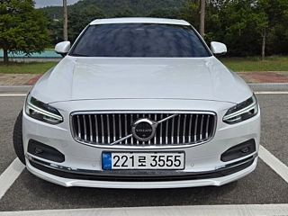 VOLVO S90 2022