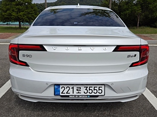 VOLVO S90 2022