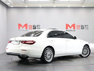 MERCEDES BENZ E-CLASS W213 2022