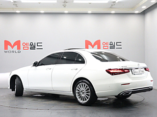 MERCEDES BENZ E-CLASS W213 2022