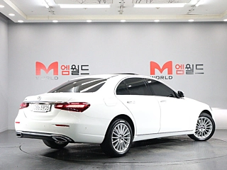 MERCEDES BENZ E-CLASS W213 2023