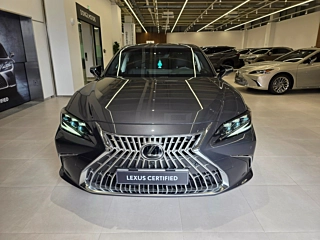 LEXUS ES300H 2025