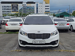 KIA CARNIVAL 2016