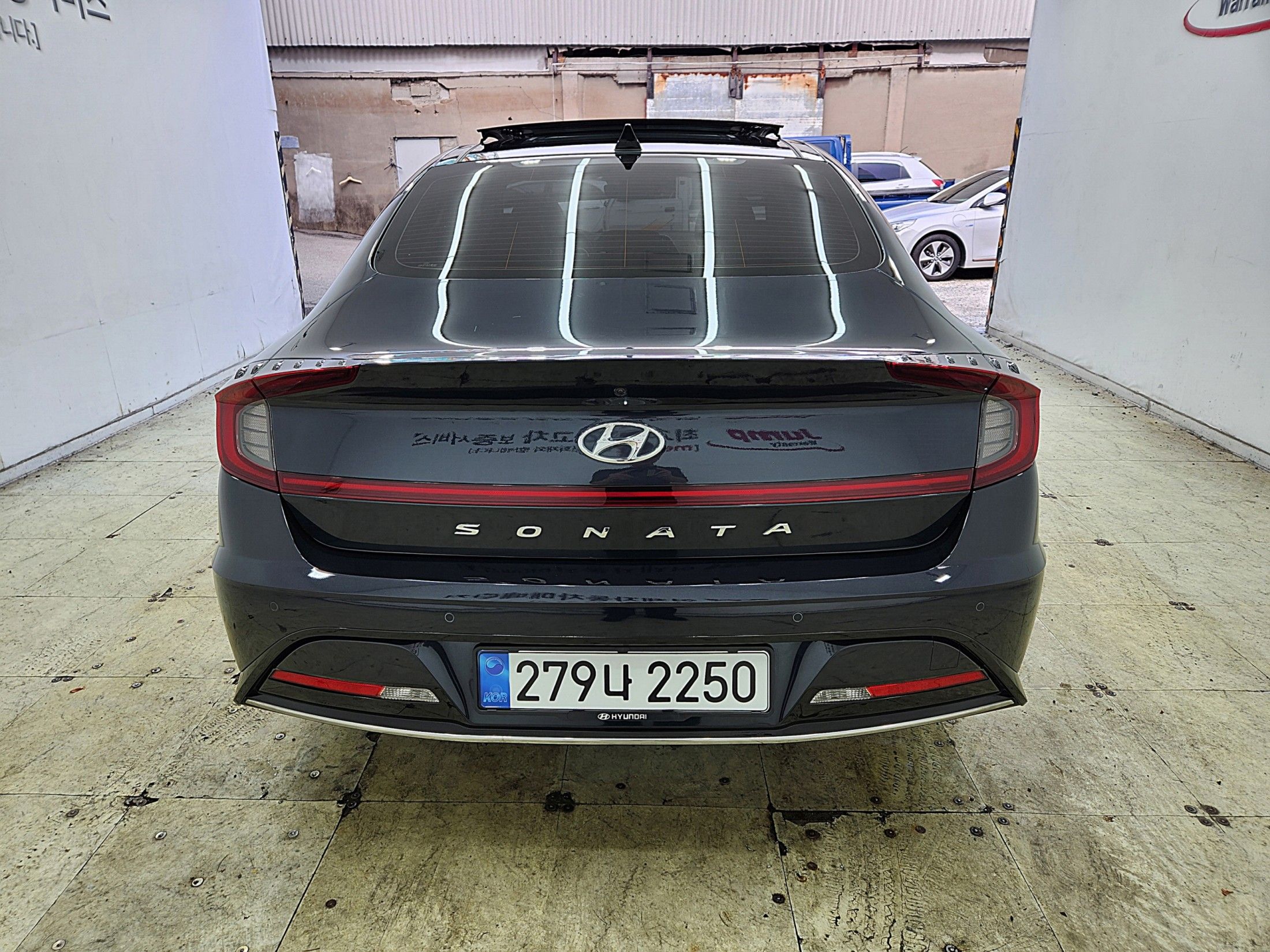 HYUNDAI SONATA DN8 2019
