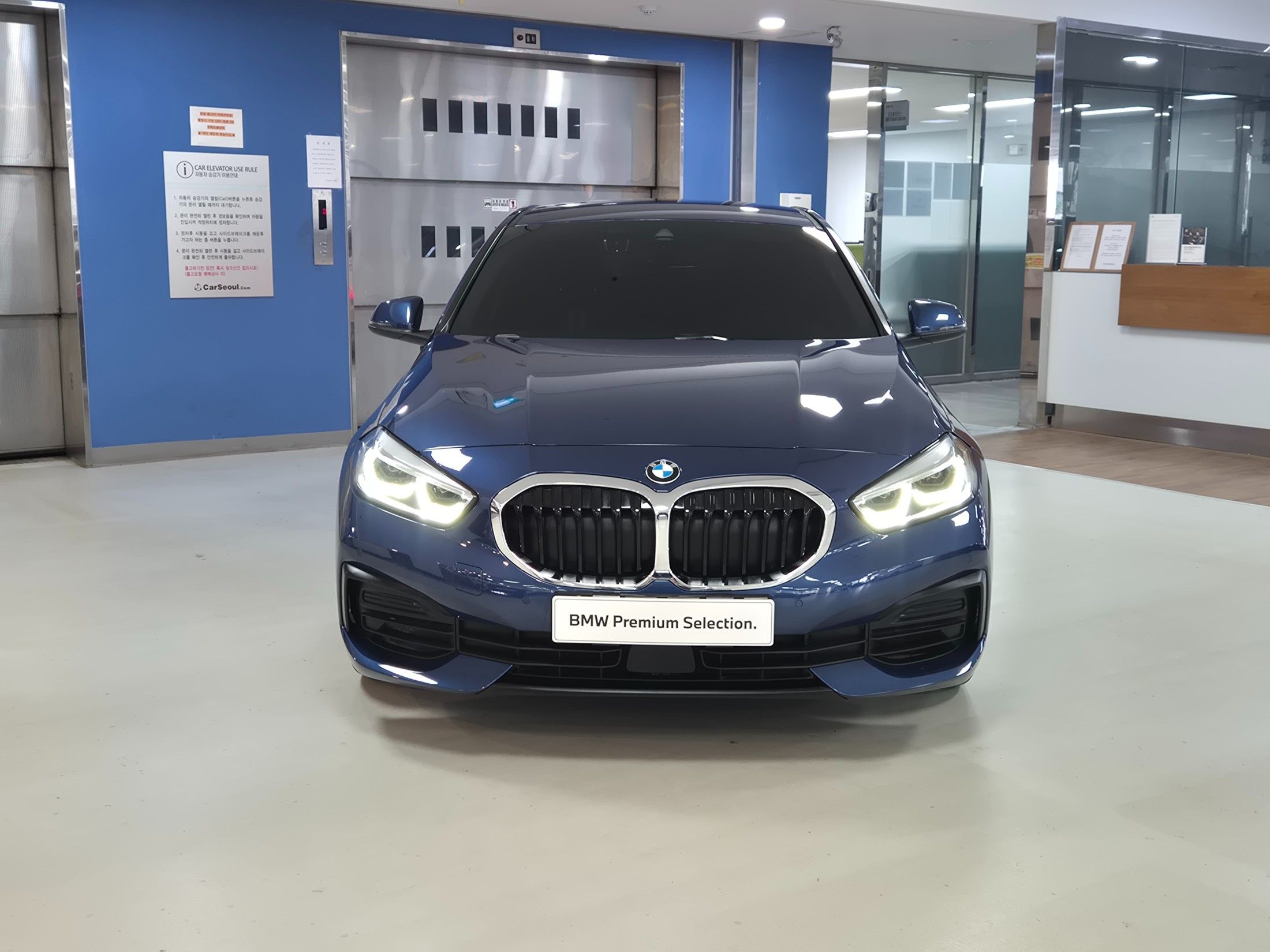 BMW 1-SERIES F40 2022