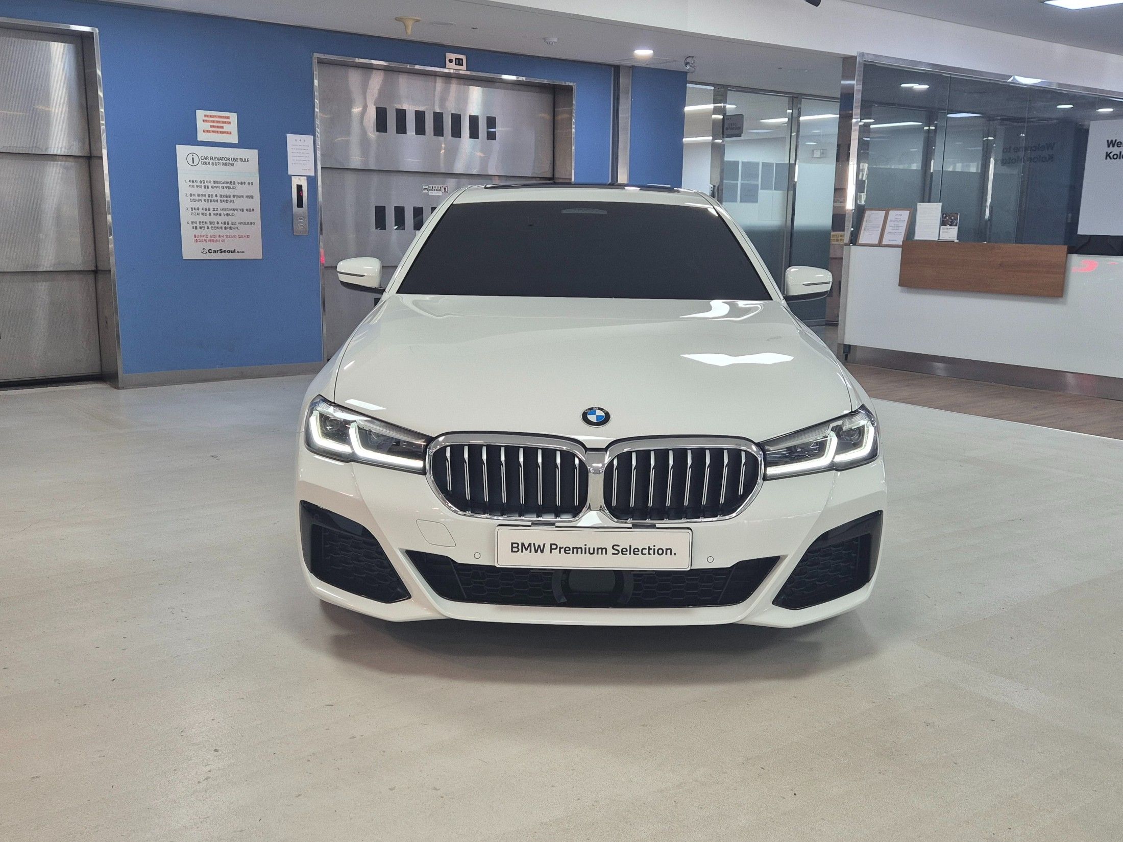 BMW 5-SERIES G30 2022