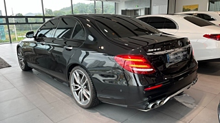 MERCEDES BENZ E-CLASS W213 2020