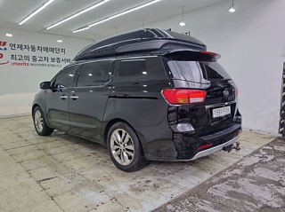 KIA CARNIVAL 2017