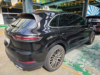 PORSCHE CAYENNE PO536 2023