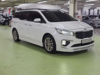 KIA CARNIVAL 2016