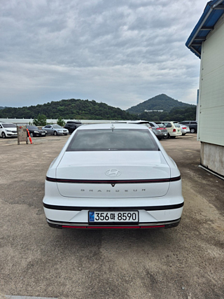 HYUNDAI GRANDEUR GN7 2025