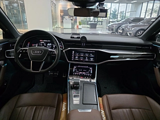 AUDI A6 C8 2021