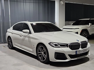 BMW 5-SERIES G30 2021