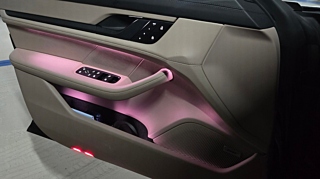 PORSCHE TAYCAN 2023