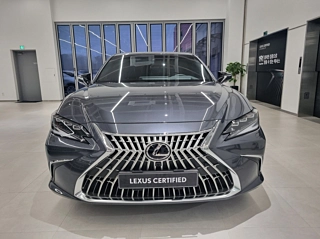 LEXUS ES300H 2025