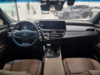 LEXUS ES300H 2025