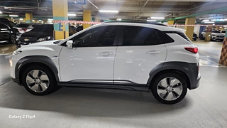 HYUNDAI KONA ELECTRIC 2020