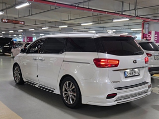KIA CARNIVAL 2019