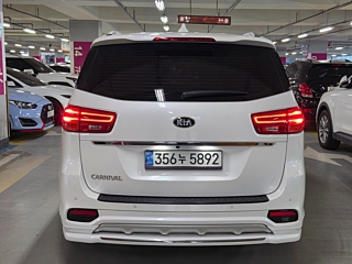 KIA CARNIVAL 2019