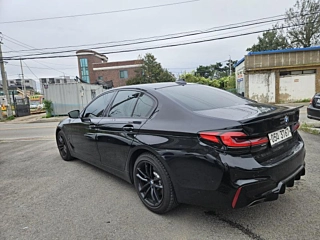 BMW 5-SERIES G30 2018