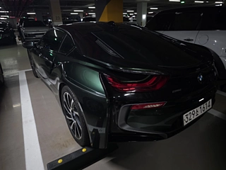 BMW I8 2016