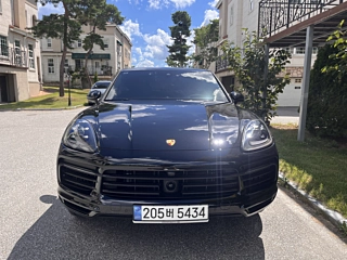 PORSCHE CAYENNE PO536 2023