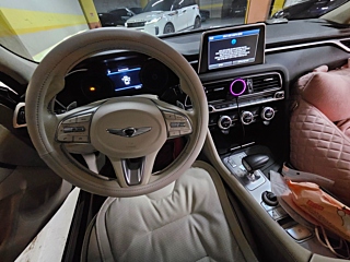 GENESIS G70 2019
