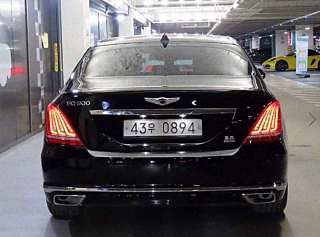 GENESIS EQ900 2016