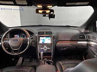 FORD EXPLORER 2017