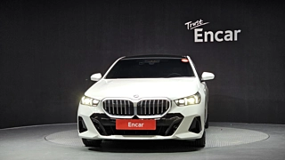 BMW 5-SERIES G60 2024