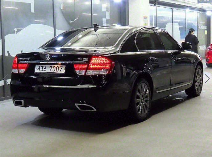 SSANGYONG CHAIRMAN W 2011