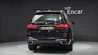 BMW X7 G07 2020
