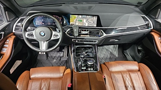 BMW X7 G07 2020