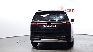 KIA CARNIVAL 2023