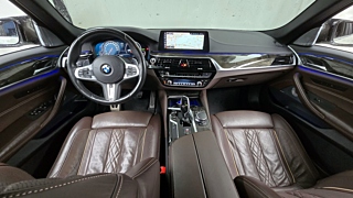 BMW 5-SERIES G30 2018