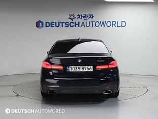 BMW 5-SERIES G30 2021